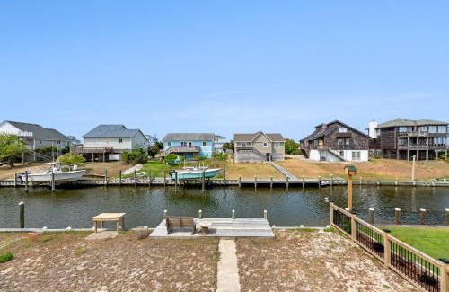 Nags Head House | The Watsons