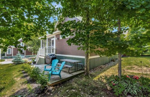 Cherry Valley House | The Waxwing - 15 Farm View