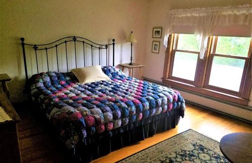 Bethlehem Hotel | The Wayside Inn