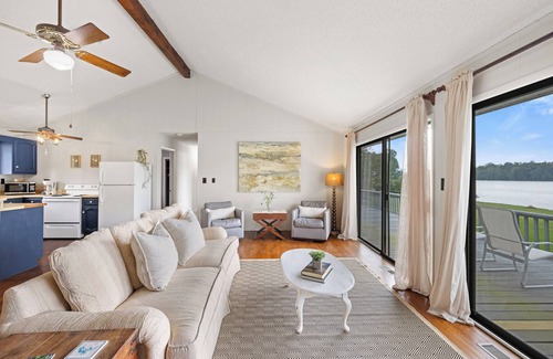 Hiawassee House | The Weathered Porch - by Chatuge Home Concierge Lakeside Retreat w/Private Dock, Deck & Mountain Views