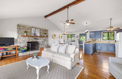 Hiawassee House | The Weathered Porch - by Chatuge Home Concierge Lakeside Retreat w/Private Dock, Deck & Mountain Views
