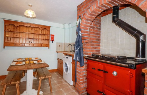 Mitchell Cottage | THE WEDGE, pet friendly, character holiday cottage in Summercourt