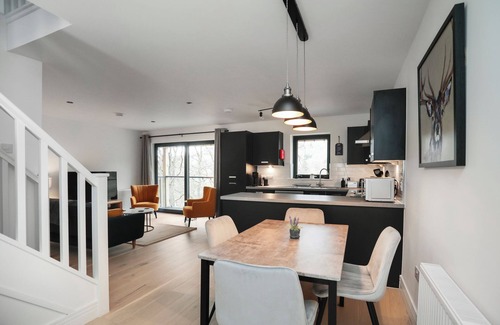 Aberfeldy House | THE WEE ABODE, pet friendly in Aberfeldy