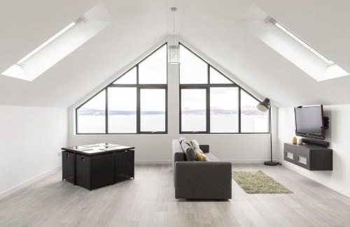 St. Davids Apartment | The Wee Glasshouse - Stunning views of Dalgety Bay