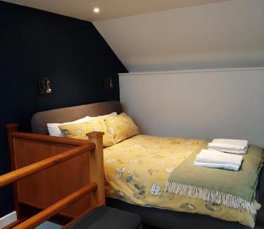 Hele House | The Well house