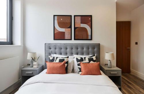 Harlesden Apartment | The Wembley Hideaway - Bright 2BDR Flat
