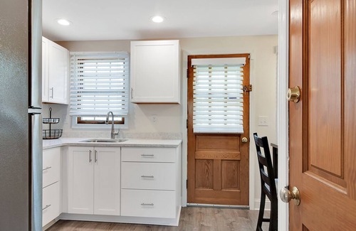 Cheektowaga House | The Westchester - Private, comfortable home minutes from the airport & shopping