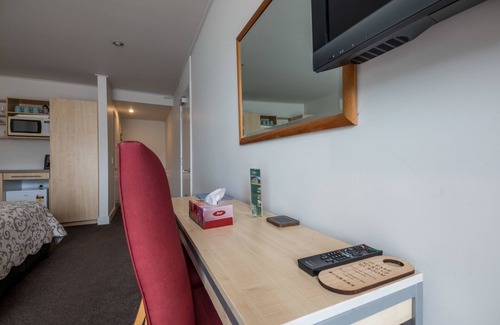 Fox Glacier Hotel | The Westhaven Motel