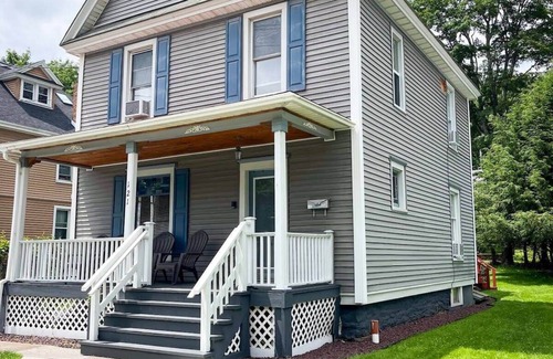 Oneonta House | The Wheelhouse - All Star Baseball Rentals