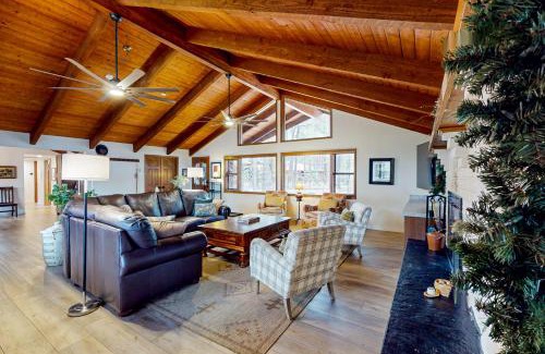 Pinetop House | The Whispering Woods