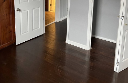 North Little Rock House | The white Cozy house with WiFi and AC in peaceful heart of North Little Rock