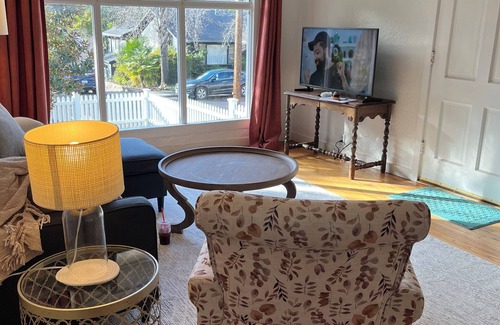 Auburn House | The White House - historic Auburn bungalow near downtown - 30 plus day rental