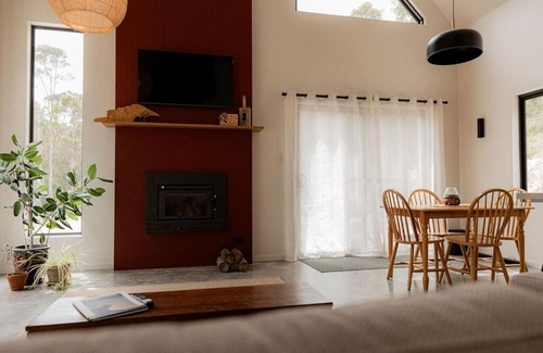 Four Mile Creek House | The Wilds