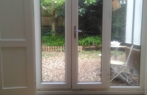 Bournemouth City Centre Apartment | THE WILLOW GARDEN APPARTMENT 8 mins walk to beach 🏖🎡🚤 1 min Tesco 🍶🥖🧀