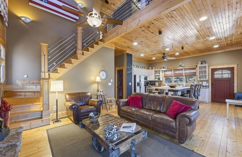 Lavonia House | The Willow Lake House