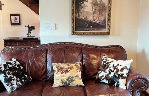 Forestburg House | The Winchester House: Historical Western Getaway