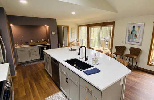 Suttons Bay House | The Wine Bungalow on Leelanau Peninsula