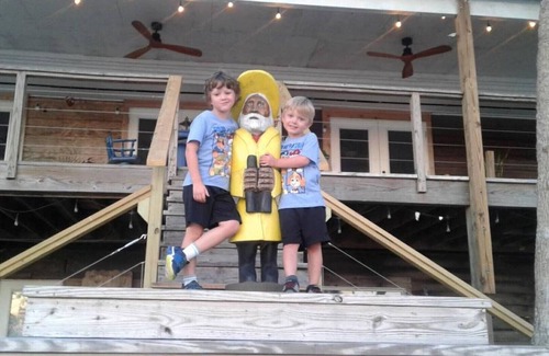 Pretty Bayou House | "The Wine Cellar" Will be no longer available. Family is moving back to FL