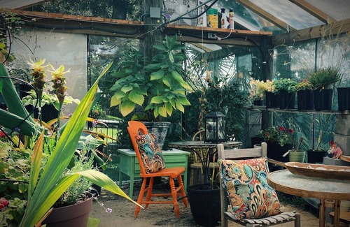 Pretty Bayou House | "The Wine Cellar" Will be no longer available. Family is moving back to FL