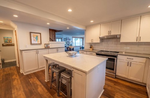 Black Wolf Cottage | The Winne Cottage on Lake Winnebago