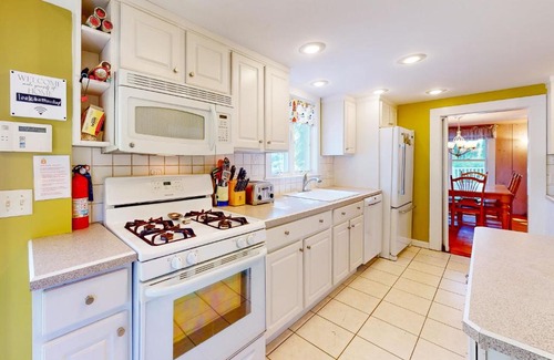 West Harwich House | The Winnie Sea