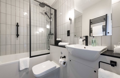 Oakham Hotel | The Wisteria Hotel