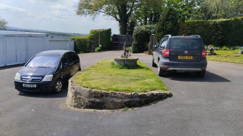 Potter Brompton Bed & Breakfast | The Wood Cottage