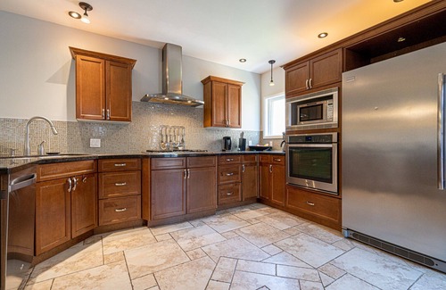 The Beaches Apartment | The Woodbine Beach House✔450yds from the beach ✔Rooftop Garden✔Parking