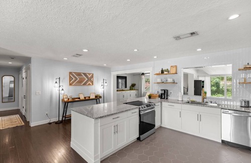Historic District House | The Woodfield Haven: Close to Ocala's Heart