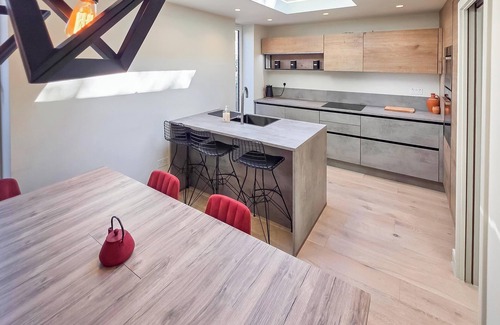 South Woodford Cottage | The Woodford Retreat