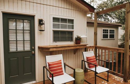 Hot Springs House | The Woodlawn Guest Cottage