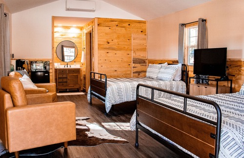 Livingston Cottage | The Woodside Cottage