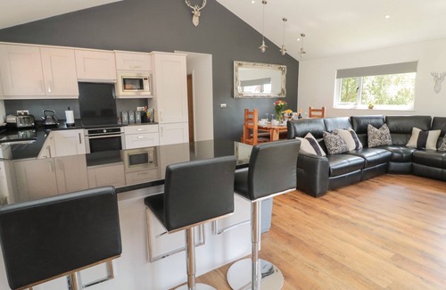 Crawcrook Cottage | The Woodside