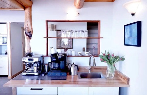 Bayfield House | The Wright House - Bayfield retreat space! Sleeps 14