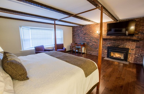 Lenox Hotel | The Yankee, Trademark Collection by Wyndham