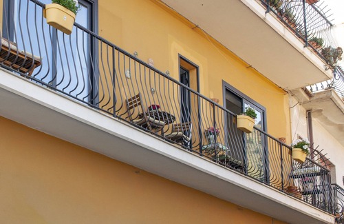 Taormina Apartment | The Yellow House Taormina