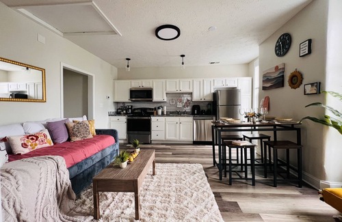 West Main Historic District House | The Zen Den is here for you to unwind, designed with your comfort in mind.