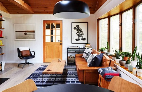 Yulan House | @TheHighlandBungalow / Sullivan Catskills Getaway