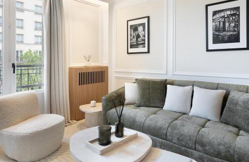 L'Europe Apartment | TheLander - Serviced Apartments in Champs Elysées