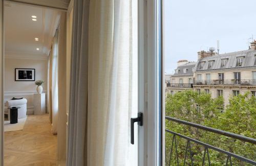 L'Europe Apartment | TheLander - Serviced Apartments in Champs Elysées