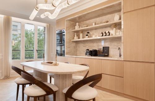 L'Europe Apartment | TheLander - Serviced Apartments in Champs Elysées