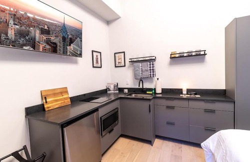 Gayborhood Apartment | Thena Hotel - Cozy Studio