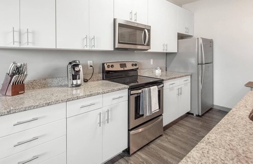 University District Apartment | TheNine 4BD 2 - Four Bedroom Apartment, Sleeps 8