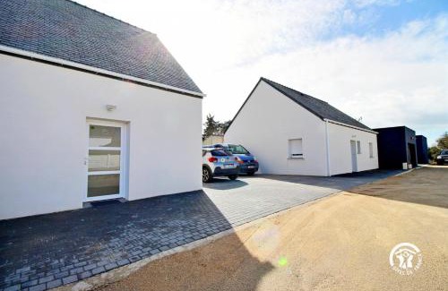 Belz House | Theo