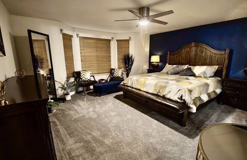 Mountain View House | Theraputic Hot Tub, Fenced Back Yard, Pet Friendly