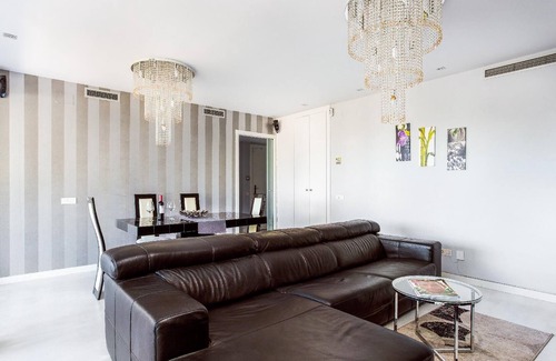 Sant Adria de Besos Apartment | There are many different sides to Barcelona. You’ll find the best of them right here.