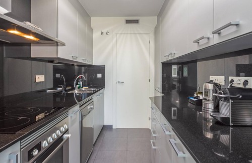 Sant Adria de Besos Apartment | There are many different sides to Barcelona. You’ll find the best of them right here.