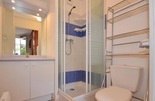 Calvisson House | These charming cottages, 25 km from the beaches and 22 km from Nîmes, await you at the gateway to th