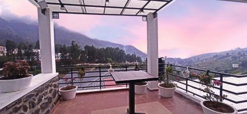 Kodaikanal Cabin | Thesula Valley