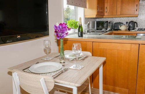 Scalby Cottage | THIRLEY BECK LODGE, pet friendly, with a garden in Harwood Dale